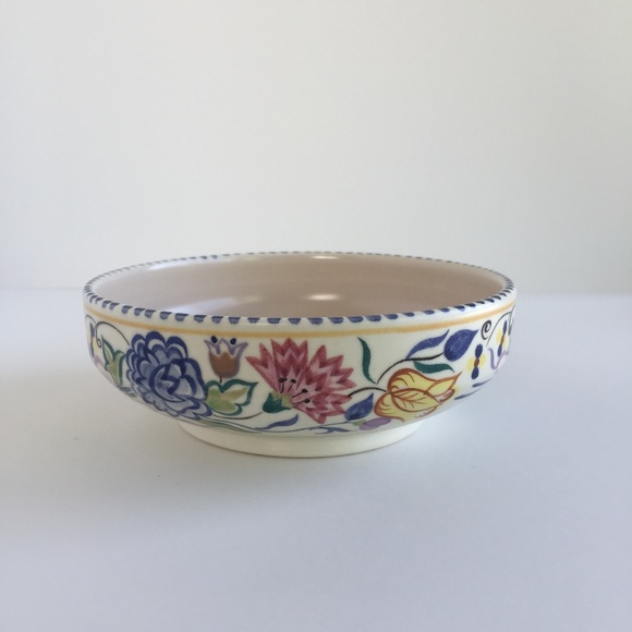 Poole Pottery hand made hand painted in England floral bowl BN pattern - Picture 3 of 7
